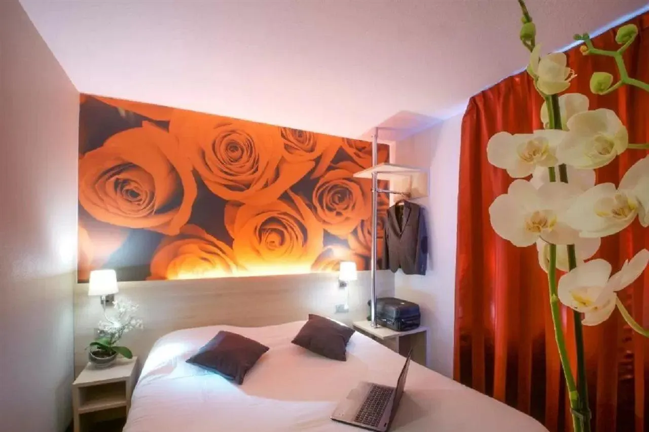 Hôtel Inn Design Resto Novo Vannes Theix 2*,  Frankrijk