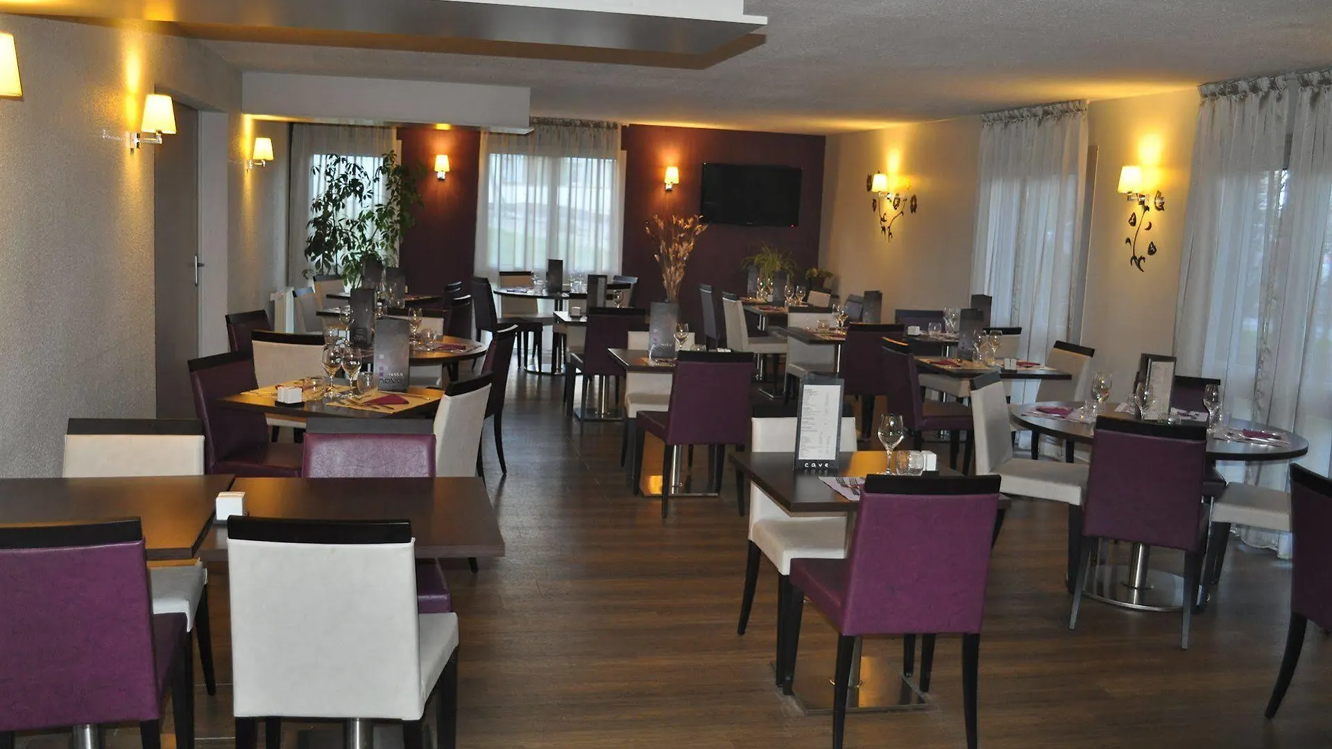 Hôtel Inn Design Resto Novo Vannes Theix Hotel